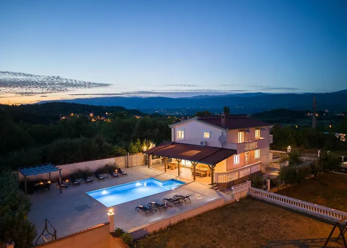 Vacation Villa Matic With 7 Bedrooms