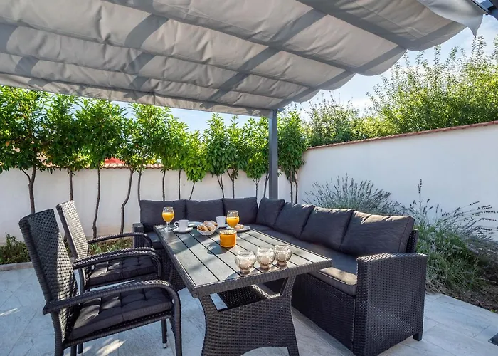 Vacation Villa Matic With 7 Bedrooms