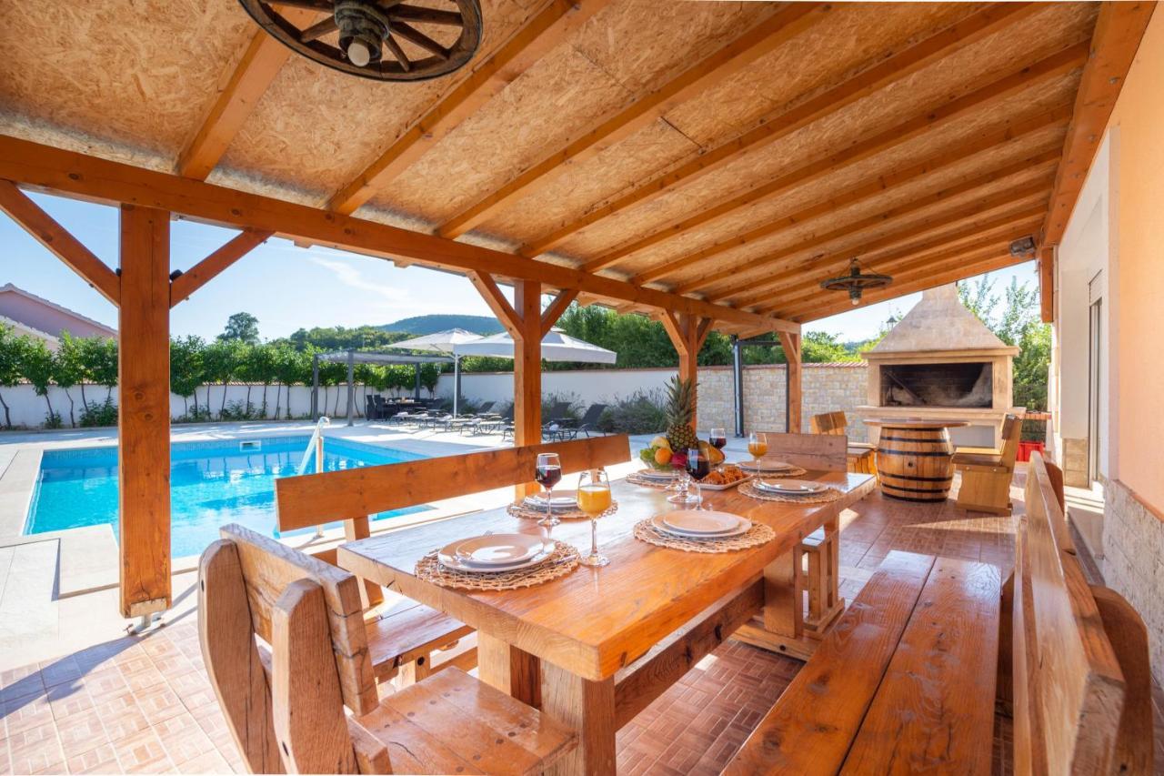 Vacation Matic With 7 Bedrooms Villa