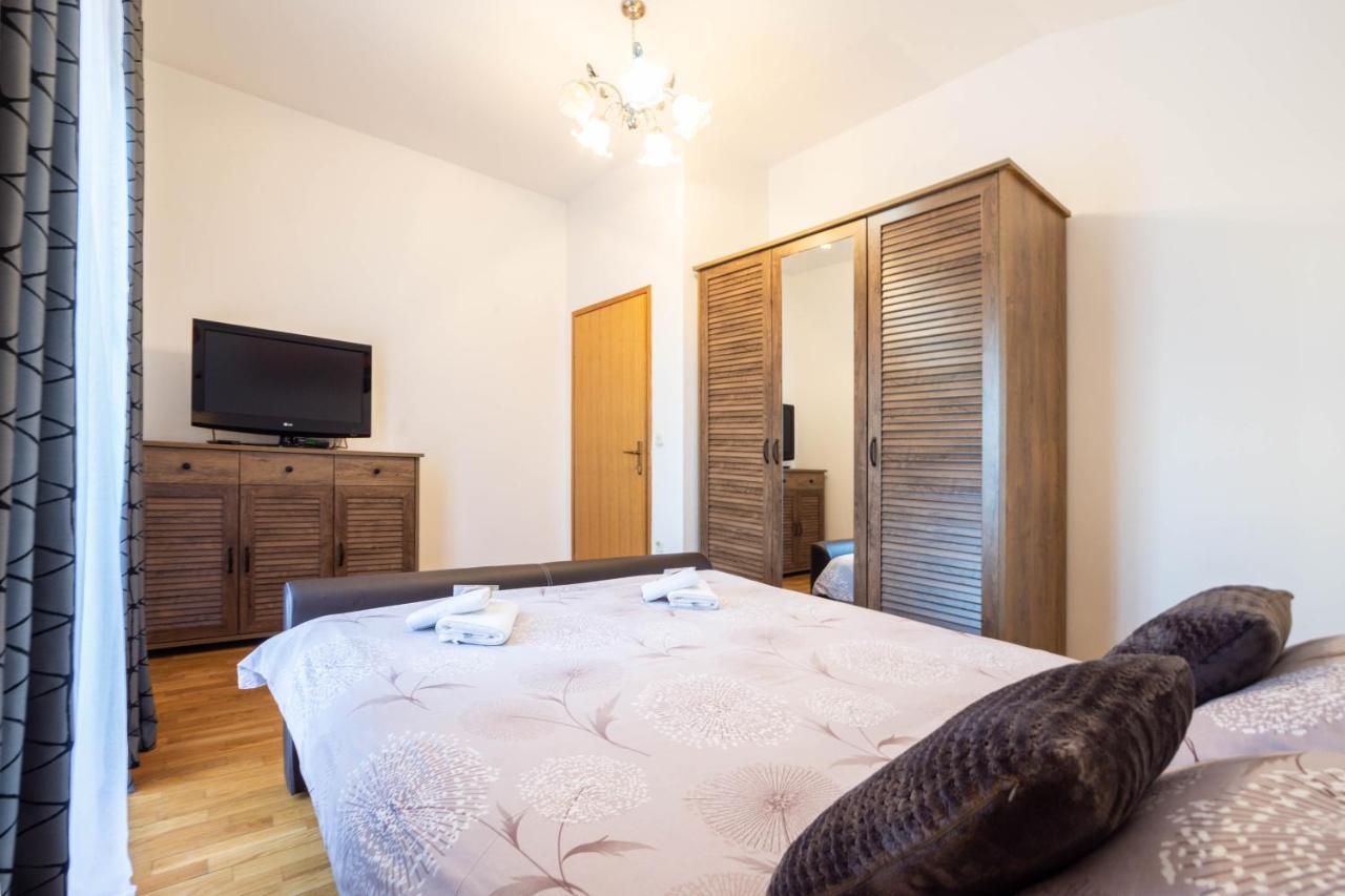 Vacation Matic With 7 Bedrooms * Sinj