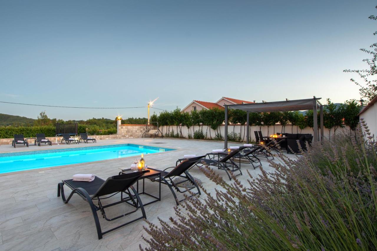 Villa Vacation Matic With 7 Bedrooms